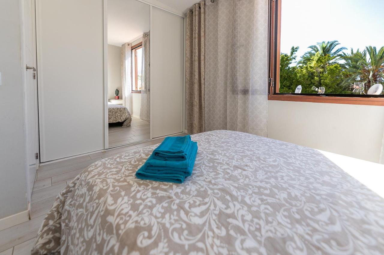 Beautiful Duplex In 3 Minutes Walking To The Beach In Playa De Las Americas Exteriör bild
