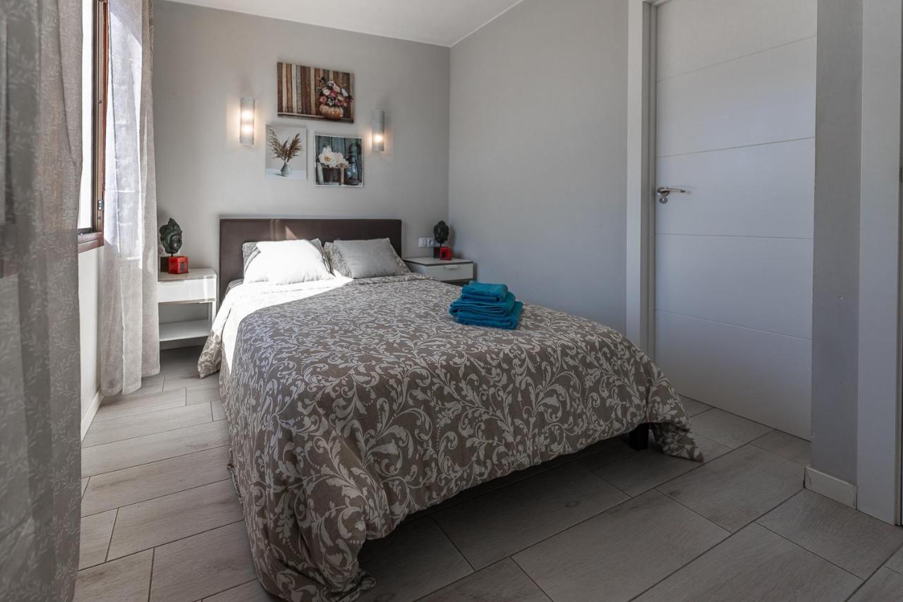 Beautiful Duplex In 3 Minutes Walking To The Beach In Playa De Las Americas Exteriör bild