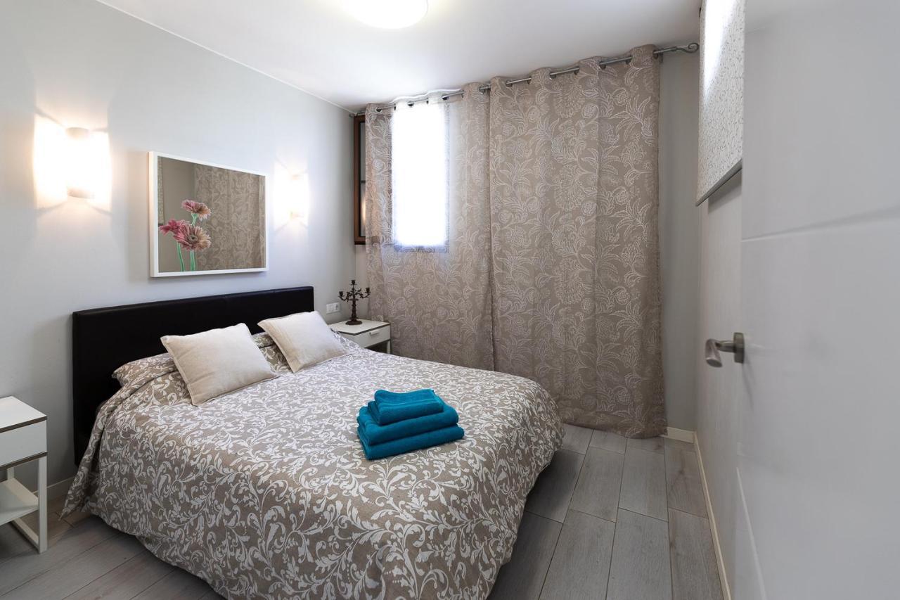 Beautiful Duplex In 3 Minutes Walking To The Beach In Playa De Las Americas Exteriör bild